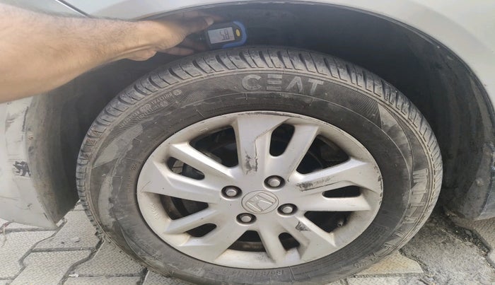 2013 Honda Amaze 1.5L I-DTEC VX, Diesel, Manual, 87,614 km, tyre