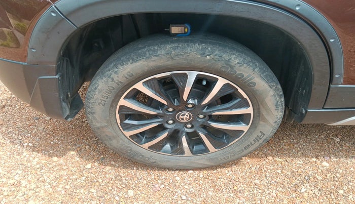 2021 Toyota URBAN CRUISER PREMIUM GRADE AT, Petrol, Automatic, 36,868 km, tyre