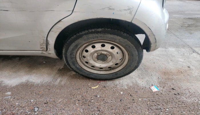 2011 Maruti Ritz LDI, Diesel, Manual, 1,35,463 km, tyre