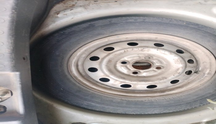 2011 Maruti Ritz LDI, Diesel, Manual, 1,35,463 km, tyre