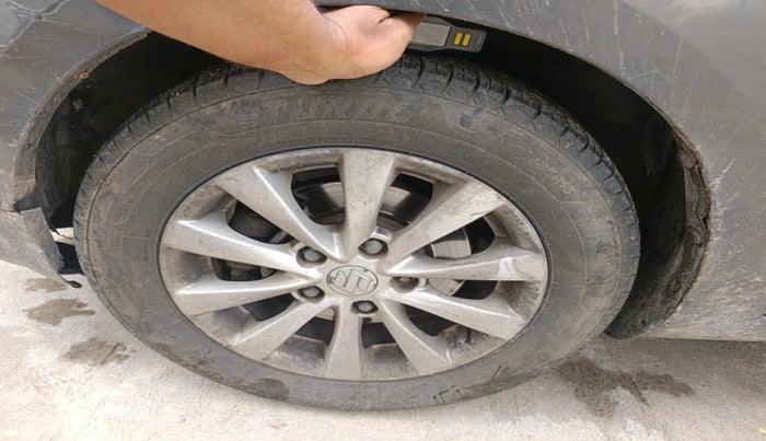 2014 Maruti Ertiga ZDI, Diesel, Manual, 1,58,523 km, tyre