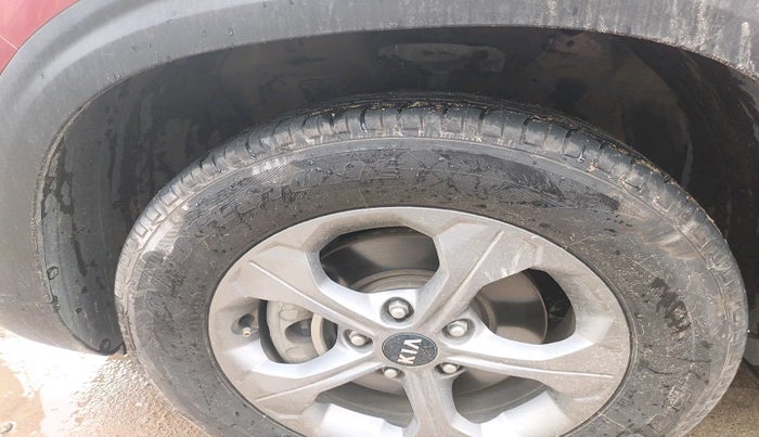 2020 KIA SELTOS HTK 1.5 PETROL, Petrol, Manual, 76,972 km, tyre