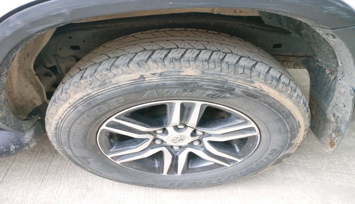 2022 Toyota Fortuner 4X2 AT 2.8 DIESEL, Diesel, Automatic, 66,837 km, tyre