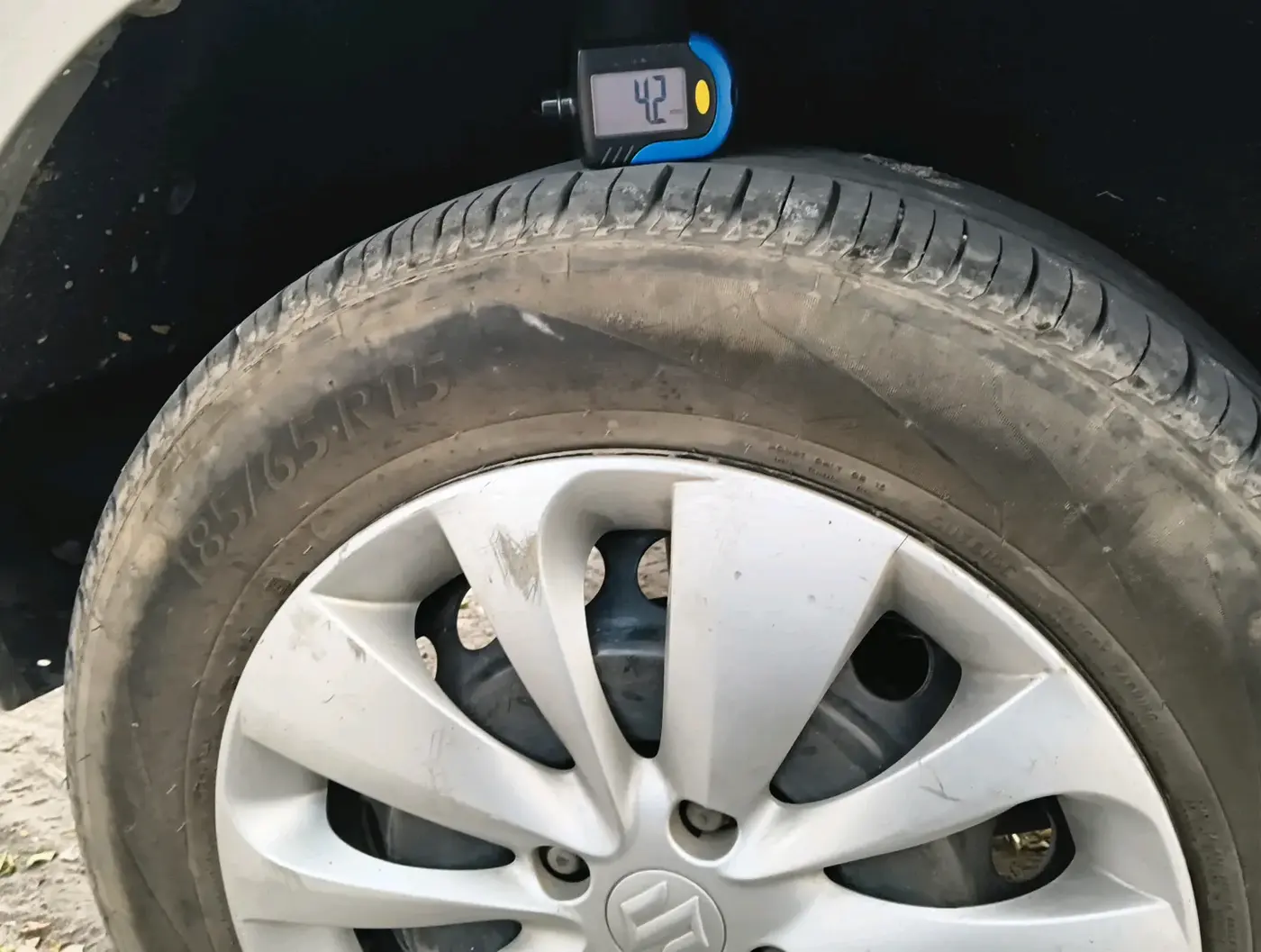 2017 Maruti Baleno DELTA PETROL 1.2, Petrol, Manual, 1,01,520 km, tyre