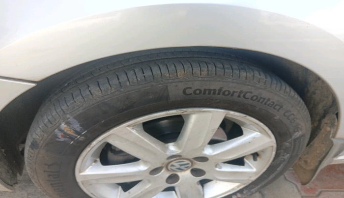 2011 Volkswagen Vento HIGHLINE PETROL AT, Petrol, Automatic, 1,10,447 km, tyre
