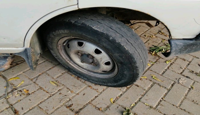 2012 Maruti Eeco 7 STR, Petrol, Manual, 1,01,372 km, tyre