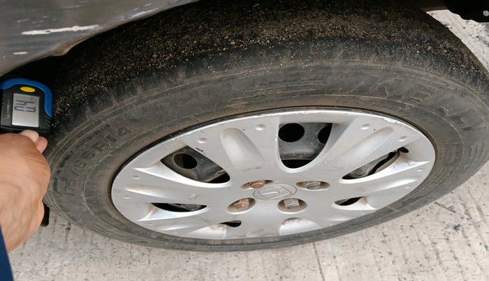 2014 Honda Amaze 1.2L I-VTEC S, Petrol, Manual, 70,000 km, tyre