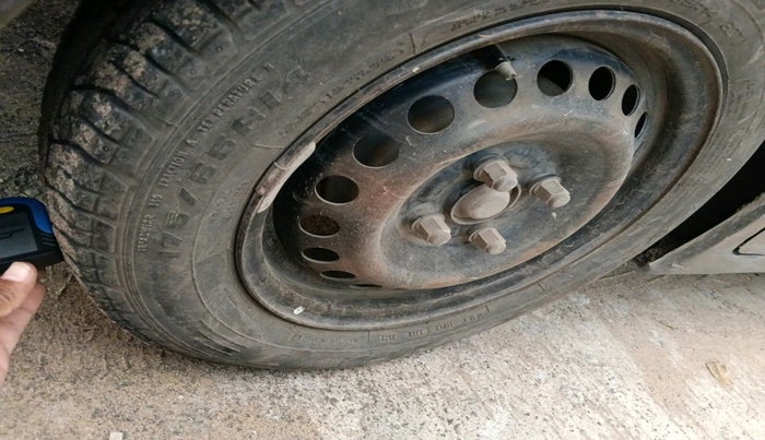 2014 Honda Amaze 1.2L I-VTEC S, Petrol, Manual, 70,000 km, tyre