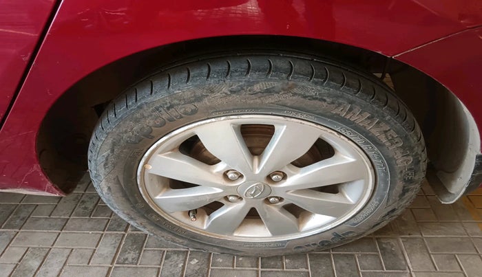 2014 Hyundai Xcent S (O) 1.2, Petrol, Manual, 1,00,917 km, tyre