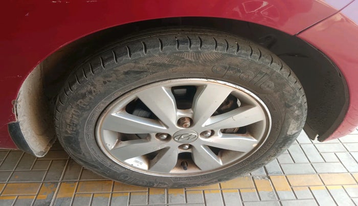 2014 Hyundai Xcent S (O) 1.2, Petrol, Manual, 1,00,917 km, tyre