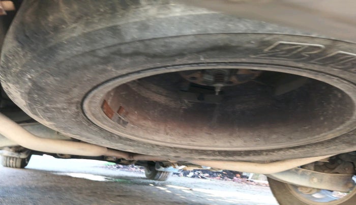 2013 Mahindra XUV500 W8, Diesel, Manual, 1,98,739 km, tyre