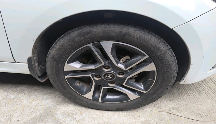 2019 Tata TIGOR XZ PLUS PETROL, Petrol, Manual, 74,863 km, tyre