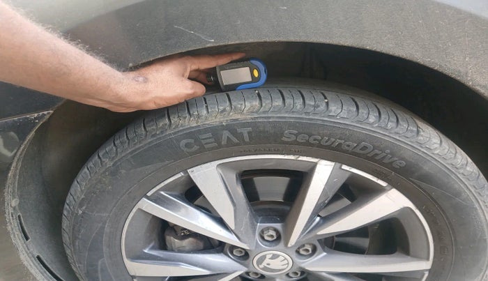 2022 Skoda SLAVIA STYLE 1.5L TSI DSG, Petrol, Automatic, 43,103 km, tyre