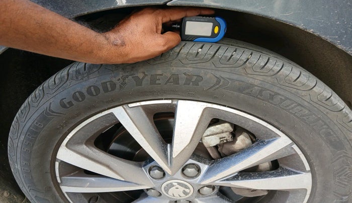 2022 Skoda SLAVIA STYLE 1.5L TSI DSG, Petrol, Automatic, 43,103 km, tyre