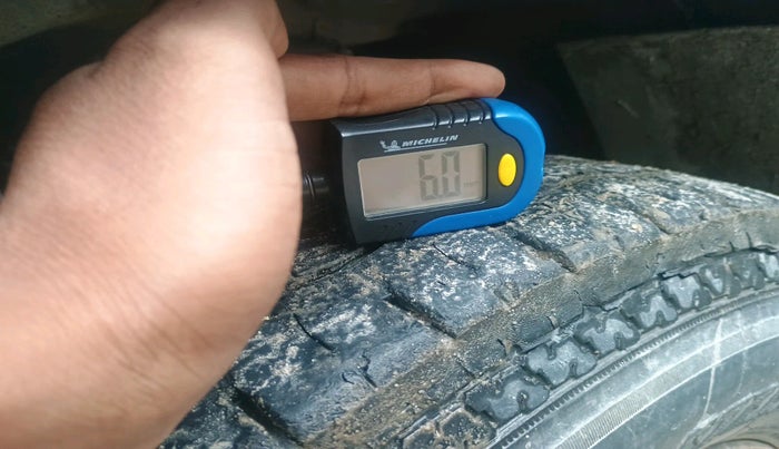 2017 Tata Sumo Gold EX, Diesel, Manual, 1,03,016 km, tyre