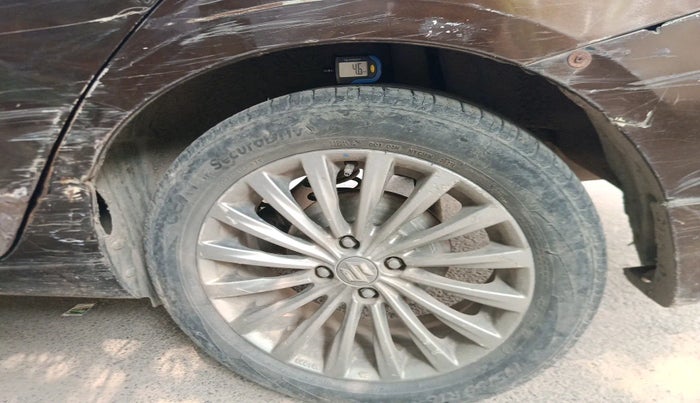 2016 Maruti Ciaz ZXI+, Petrol, Manual, 1,02,252 km, tyre