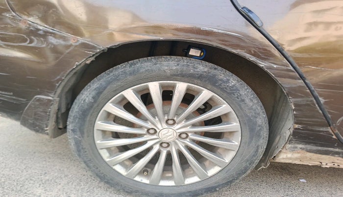 2016 Maruti Ciaz ZXI+, Petrol, Manual, 1,02,252 km, tyre