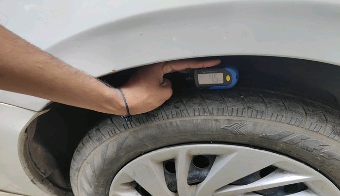 2021 Maruti Ertiga VXI CNG, Petrol, Manual, 72,933 km, tyre