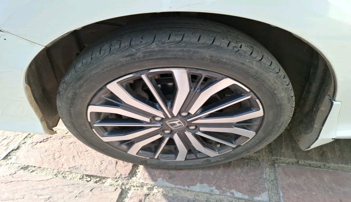 2018 Honda City 1.5L I-VTEC VX CVT, Petrol, Automatic, 82,852 km, tyre