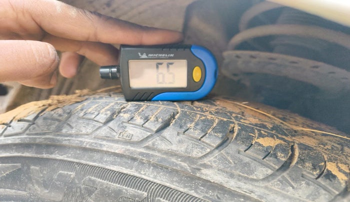 2012 Hyundai i20 MAGNA (O) 1.2, Petrol, Manual, 1,20,524 km, tyre