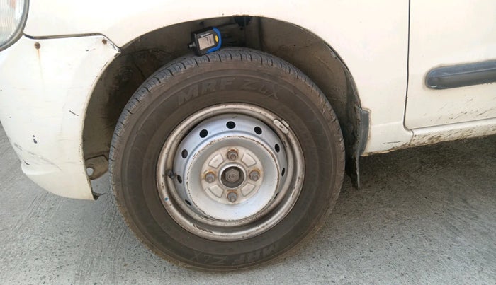 2010 Maruti Alto LXI, Petrol, Manual, 1,31,046 km, tyre
