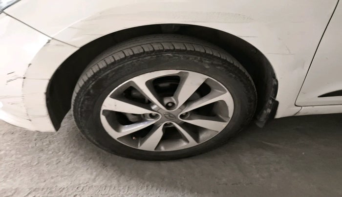 2016 Hyundai Elite i20 ASTA 1.2 (O), Petrol, Manual, 1,41,768 km, tyre