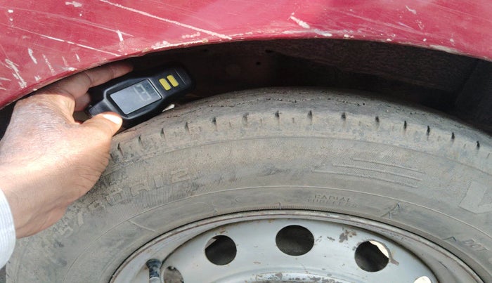 2012 Hyundai Eon ERA + LPG, Petrol, Manual, 1,00,212 km, tyre