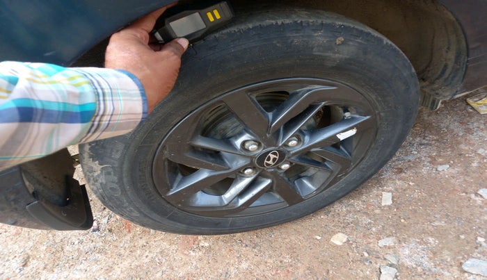 2021 Hyundai GRAND I10 NIOS SPORTZ U2 1.2 CRDI, Diesel, Manual, 1,27,100 km, tyre