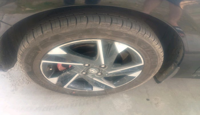 2020 Hyundai Verna SX (O) 1.0 TURBO DCT, Petrol, Automatic, 91,632 km, tyre