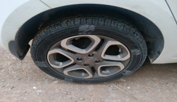 2018 Hyundai Elite i20 ASTA 1.2 (O), Petrol, Manual, 67,502 km, tyre