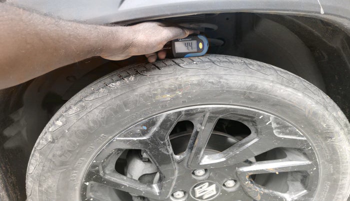 2023 Maruti FRONX ZETA 1.0L TURBO 6 AT, Petrol, Automatic, 31,587 km, tyre