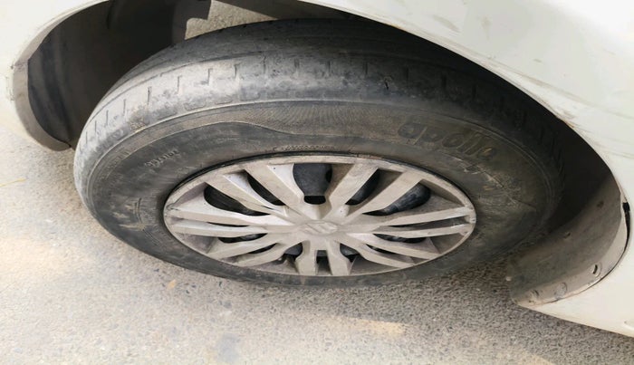 2019 Maruti Dzire VXI, Petrol, Manual, 77,599 km, tyre