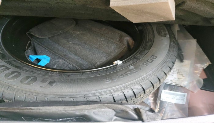 2021 KIA SELTOS HTX IVT 1.5 PETROL, Petrol, Automatic, 35,447 km, tyre