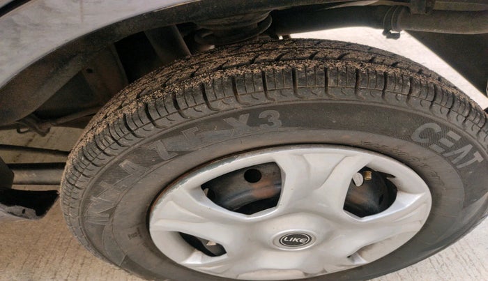 2014 Maruti Alto 800 LXI, Petrol, Manual, 57,504 km, tyre