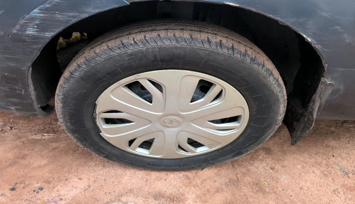 2012 Tata Indica Vista VX QUADRAJET, Diesel, Manual, 1,01,383 km, tyre