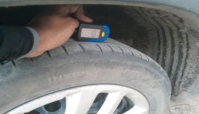 2018 Maruti Vitara Brezza VDI, Diesel, Manual, 1,70,543 km, tyre