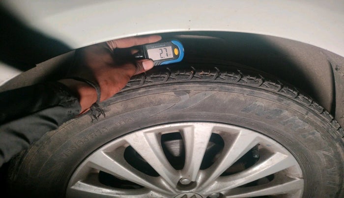 2018 Maruti Ciaz DELTA 1.5 SHVS MT PETROL, Petrol, Manual, 26,987 km, tyre