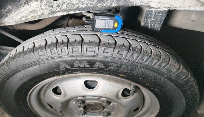 2013 Maruti Eeco 5 STR WITH A/C+HTR, Petrol, Manual, 74,069 km, tyre