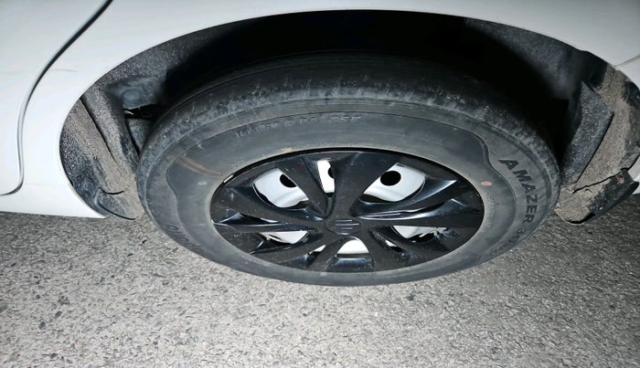 2018 Maruti Swift LXI, Petrol, Manual, 46,870 km, tyre