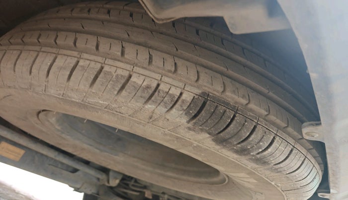 2021 Tata Safari XT PLUS, Diesel, Manual, 1,17,344 km, tyre