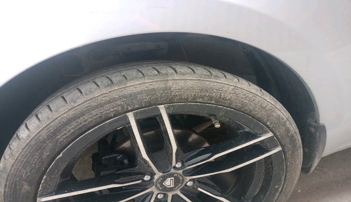 2017 Hyundai Verna 1.6 VTVT SX, Petrol, Manual, 83,108 km, tyre