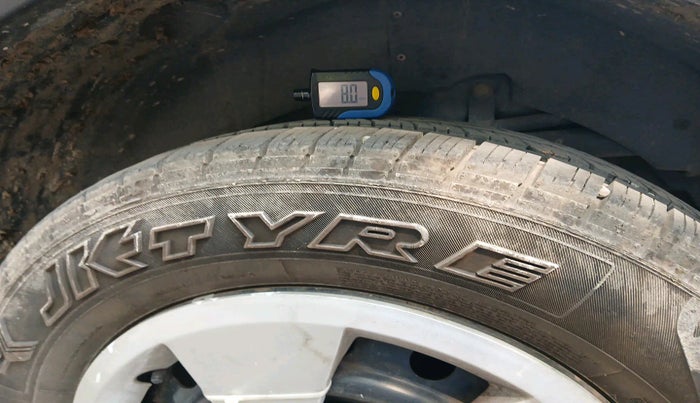 2018 Mahindra XUV500 W6 AT 1.99, Diesel, Automatic, 94,373 km, tyre