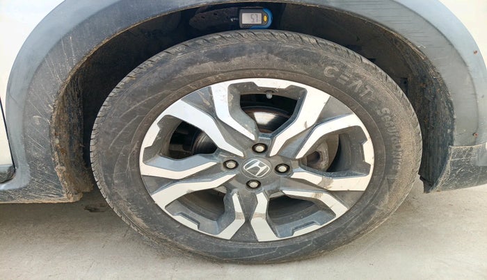 2017 Honda WR-V 1.2L I-VTEC VX MT, Petrol, Manual, 61,228 km, tyre