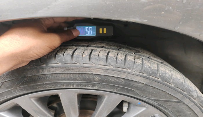 2017 Maruti Ciaz ALPHA DIESEL 1.3, Diesel, Manual, 71,123 km, tyre