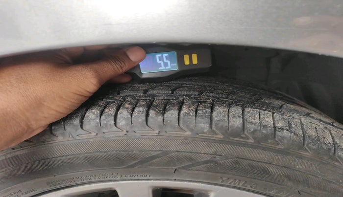 2017 Maruti Ciaz ALPHA DIESEL 1.3, Diesel, Manual, 71,123 km, tyre