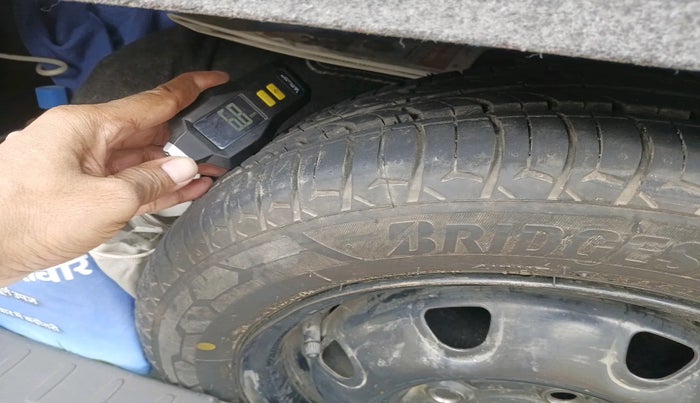 2019 Maruti Alto K10 VXI, Petrol, Manual, 98,172 km, tyre