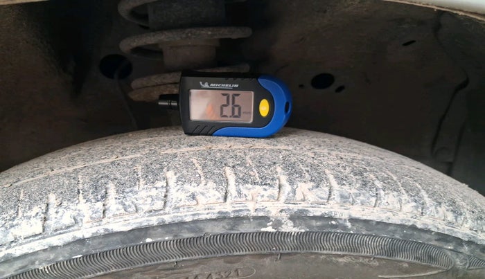 2010 Maruti Wagon R 1.0 VXI, Petrol, Manual, 97,909 km, tyre