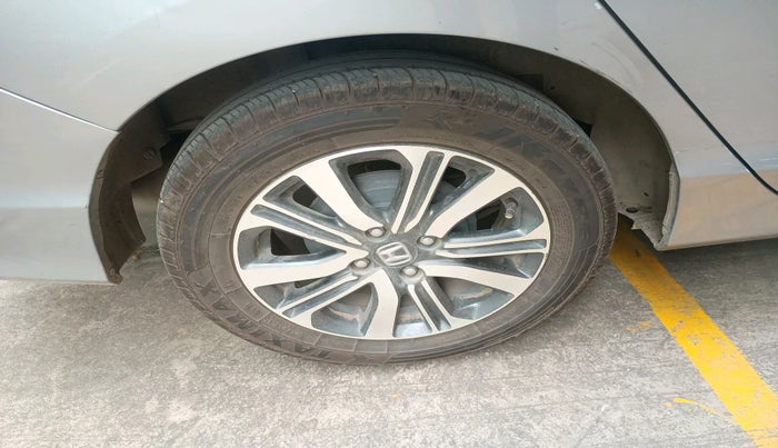 2019 Honda City 1.5L I-VTE V CVT, Petrol, Automatic, 43,008 km, tyre