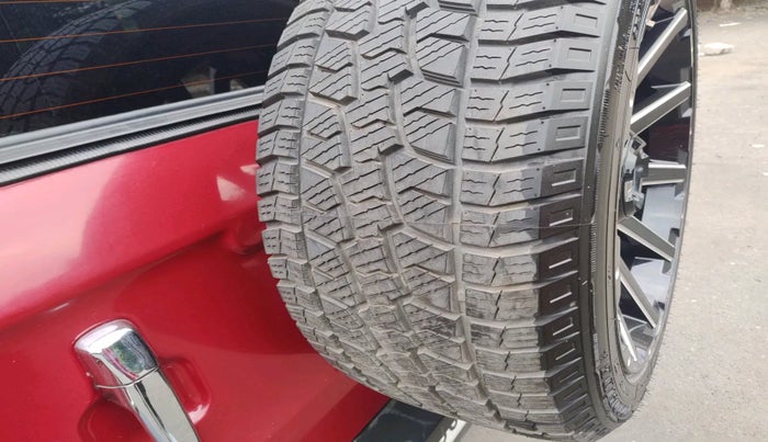 2021 Mahindra Thar LX D AT 4WD HT, Diesel, Automatic, 85,850 km, tyre