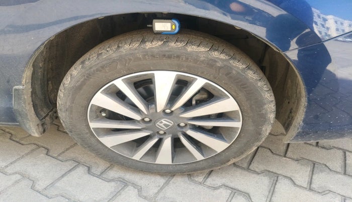 2023 Honda City 1.5L I-VTE V CVT, Petrol, Automatic, 24,355 km, tyre